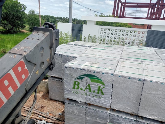 TIẾT KIỆM CHI PHÍ BẰNG GẠCH BÊ TÔNG KHÍ CHƯNG ÁP