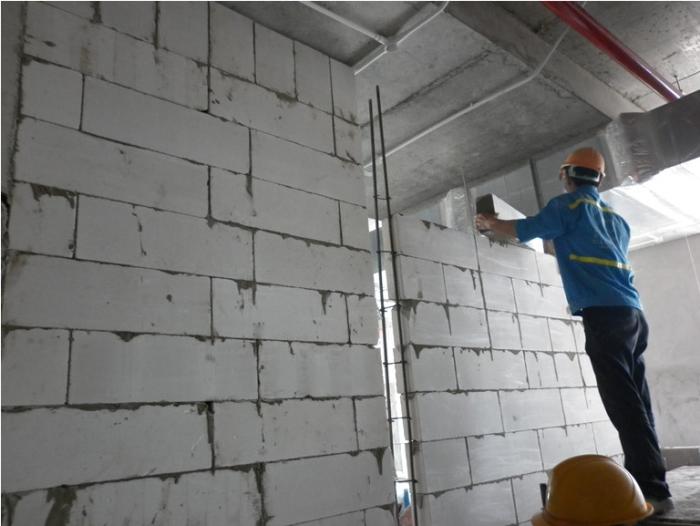 BIỆN PHÁP PHÒNG TRÁNH NỨT TƯỜNG CHO TƯỜNG GẠCH AAC